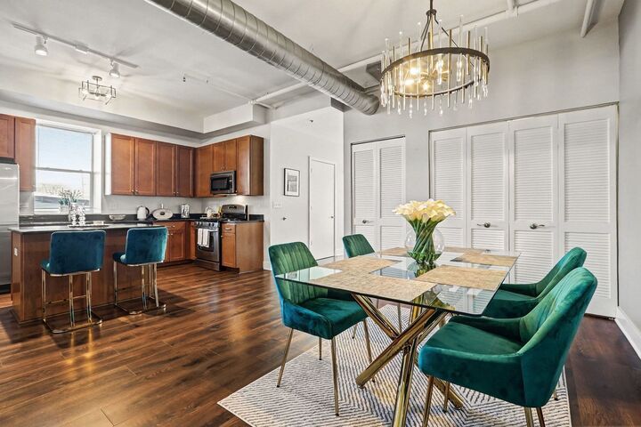 Property Photo:  351 Front Street 2212  IL 60439 