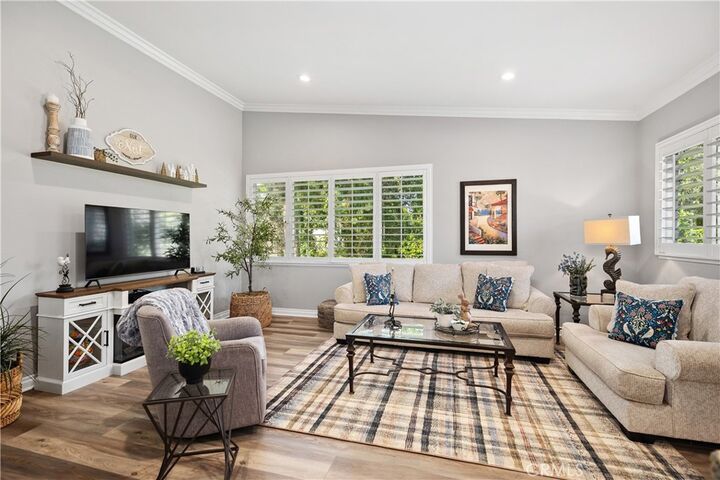 Property Photo:  713 Avenida Majorca #B  CA 92637 