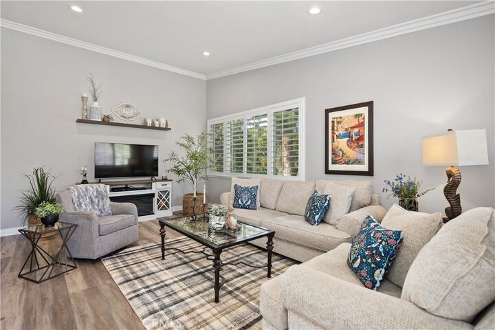 Property Photo:  713 Avenida Majorca #B  CA 92637 