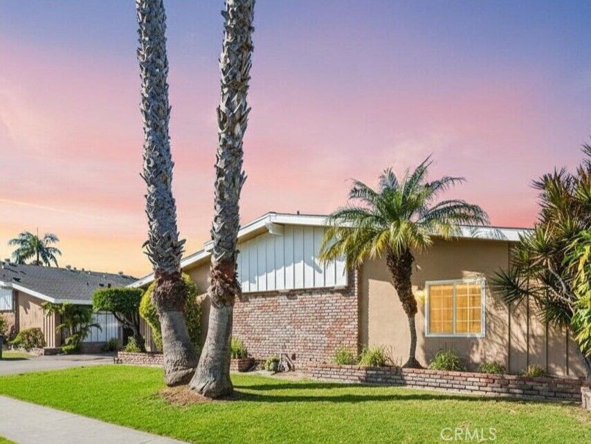 Property Photo:  13161 Adland Street  CA 92843 