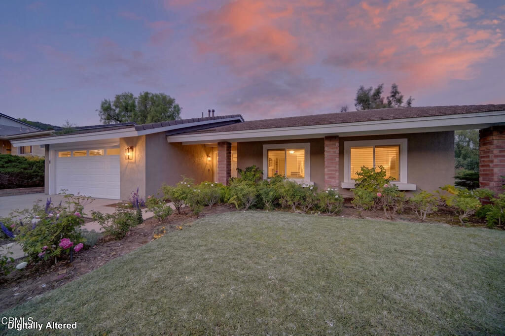 Property Photo:  1502 Briarglen Avenue  CA 91361 