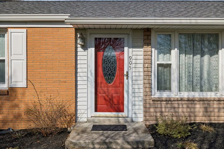 Property Photo:  905 Joyce Ln  TN 37216 