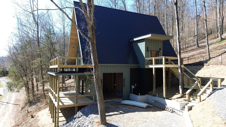 Property Photo:  1196 Lakeside Dr  TN 37166 