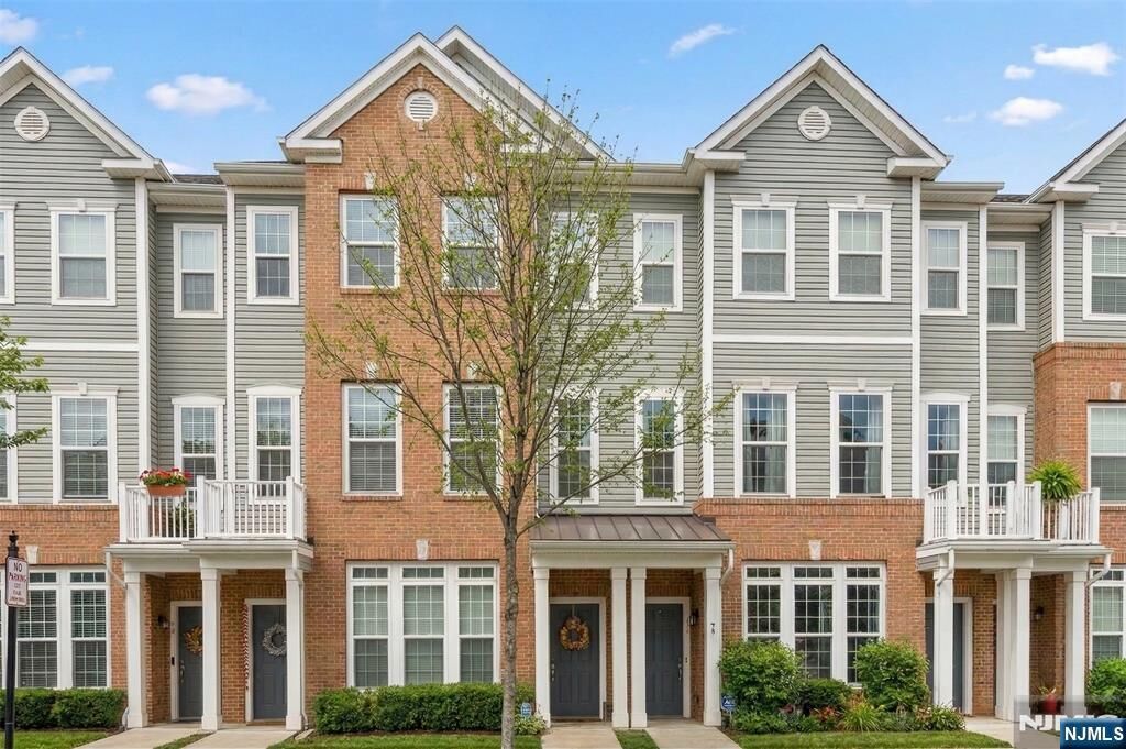 Property Photo:  75 Wesmont Drive 1812  NJ 07075 