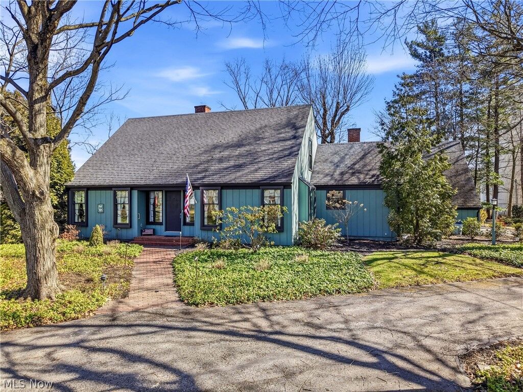 Property Photo: 930 Highland Avenue OH 44460