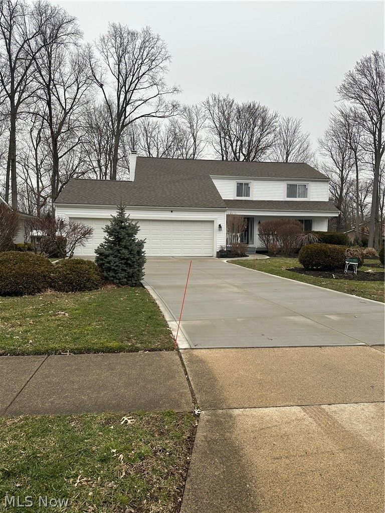 Property Photo: 9251 Hidden Glen Drive OH 44060