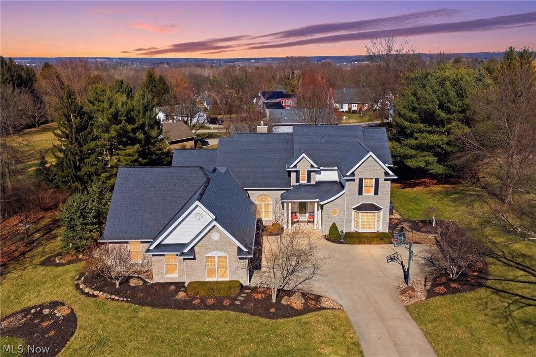 Property Photo: 1114 Surrey Circle OH 44805