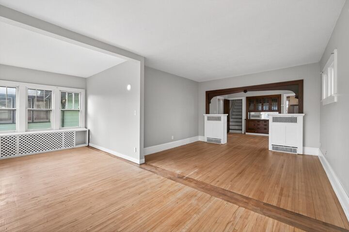 Property Photo: 1123 Sherburne Avenue MN 55104