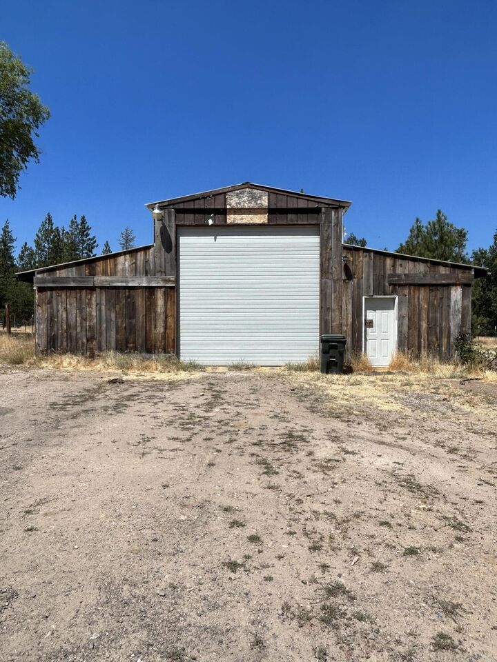 Property Photo: 5845 Rhodes Lane OR 97524