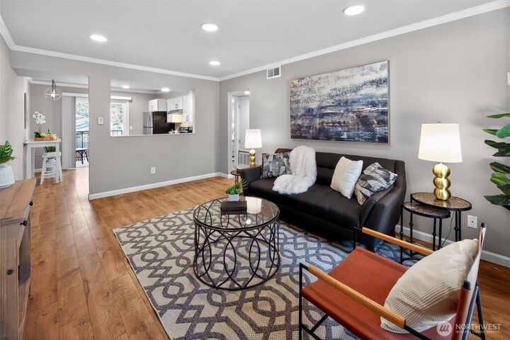 Property Photo:  12206 NE 147th Place B  WA 98034 