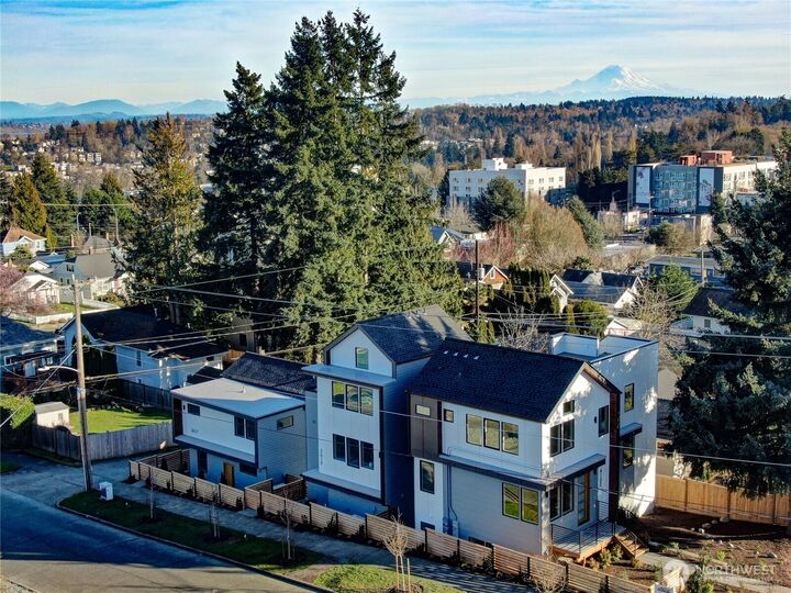 Property Photo: 3619 SW Dakota WA 98126