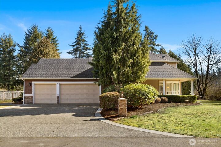 Property Photo:  21034  135th Place SE  WA 98042 