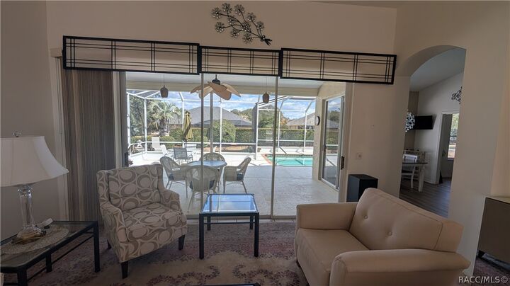 Property Photo: 174 W Romany Loop FL 34465