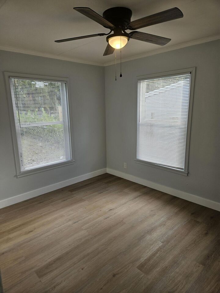 Property Photo: 725 Nathan Hale Road FL 33405