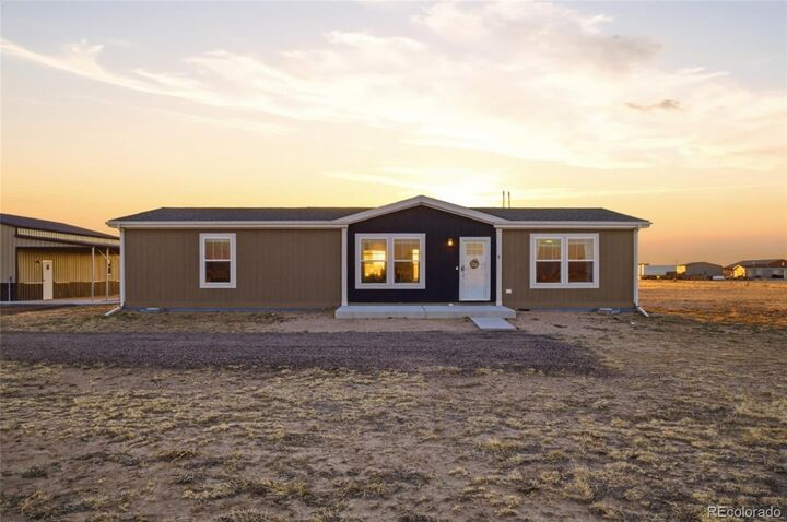 Property Photo:  8 Brown Drive  CO 80654 