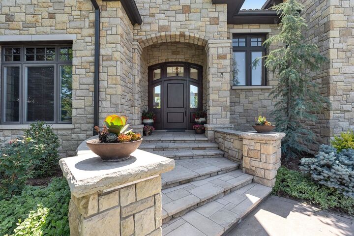 Property Photo: 2324 N Rosemont Ct KS 67228