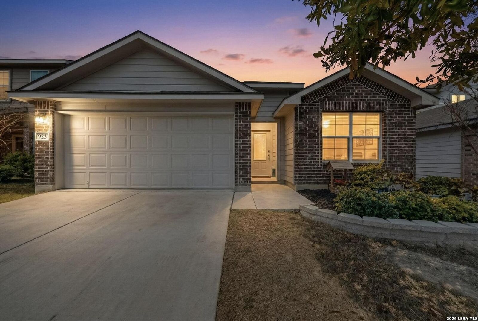 Property Photo: 923 House Sparrow TX 78253