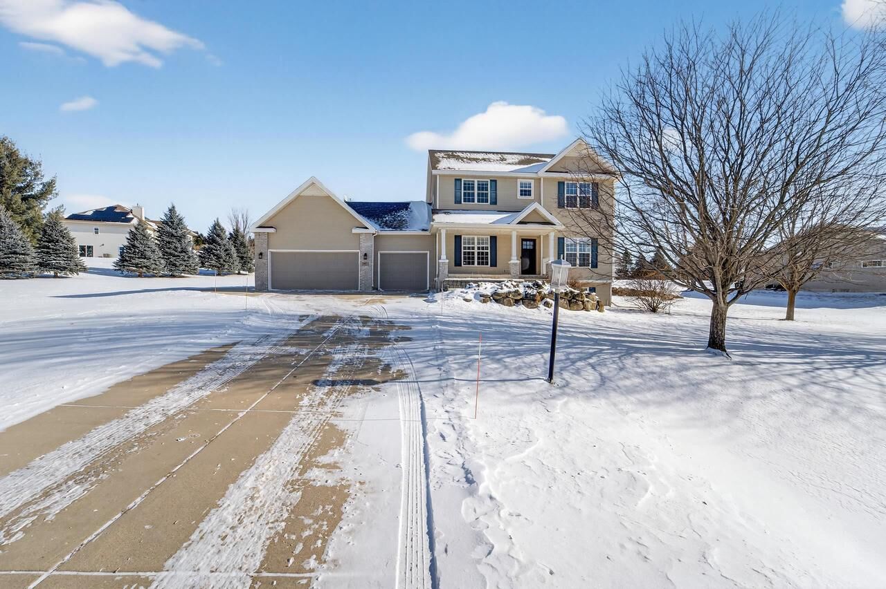 Property Photo: 7571 Heather Knoll Lane WI 53593