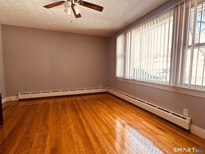 Property Photo:  270 Pearl Street  CT 06082 