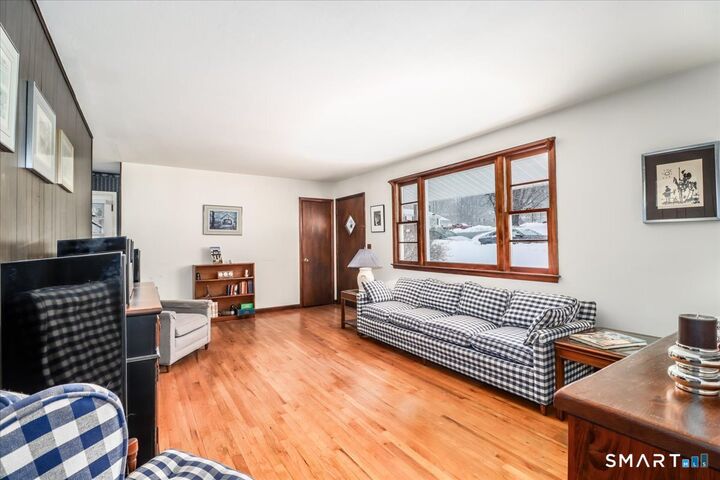 Property Photo:  20 Brookfield Meadows  CT 06804 