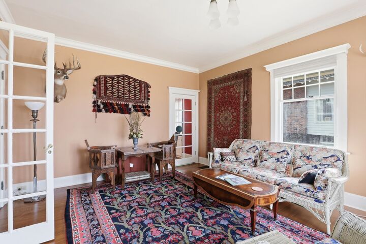 Property Photo:  109 W Sumner Ave  WA 99204 