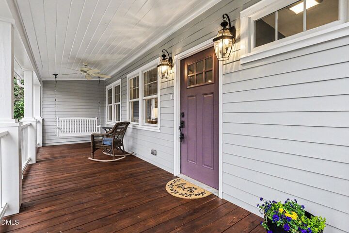 Property Photo: 915 Gardner Street NC 27607