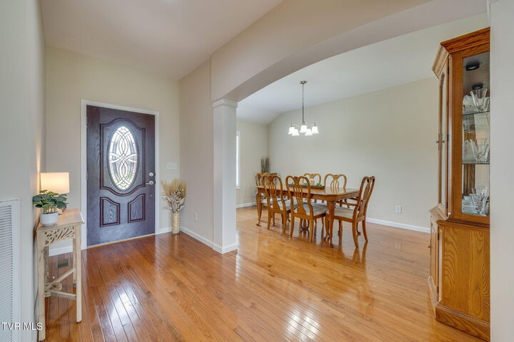 Property Photo:  15 East Dale Court  TN 37745 