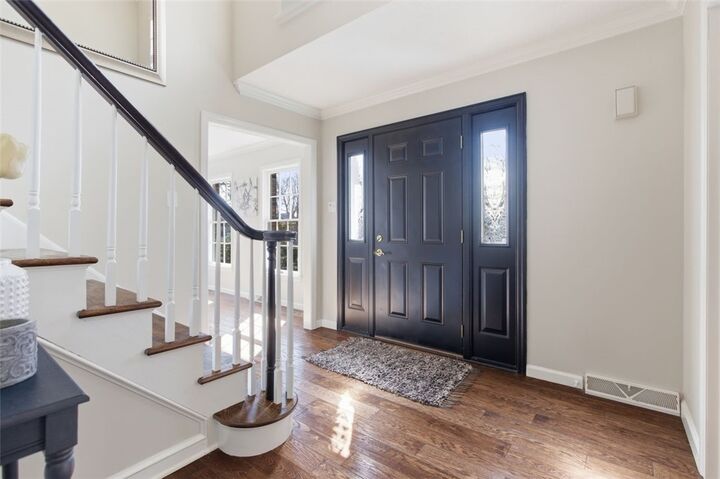 Property Photo:  2529 Lindenwood Dr  PA 15090 