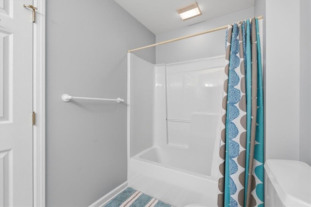 Property Photo:  104 Autumn Way  PA 15367 