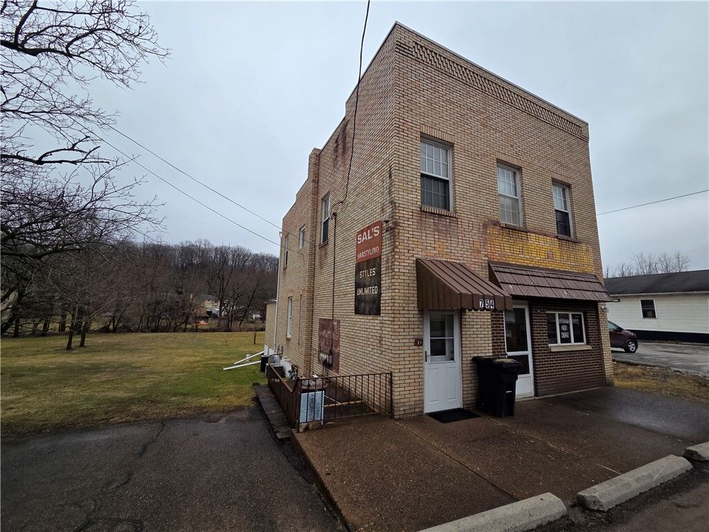 Property Photo:  754 Little Deer Creek Valley Rd  PA 15076 