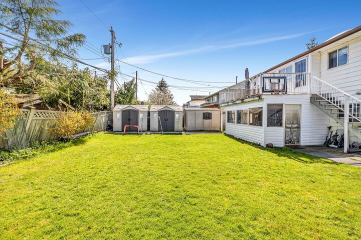 Property Photo: 10580 Seaham Crescent BC V7A 3Y7