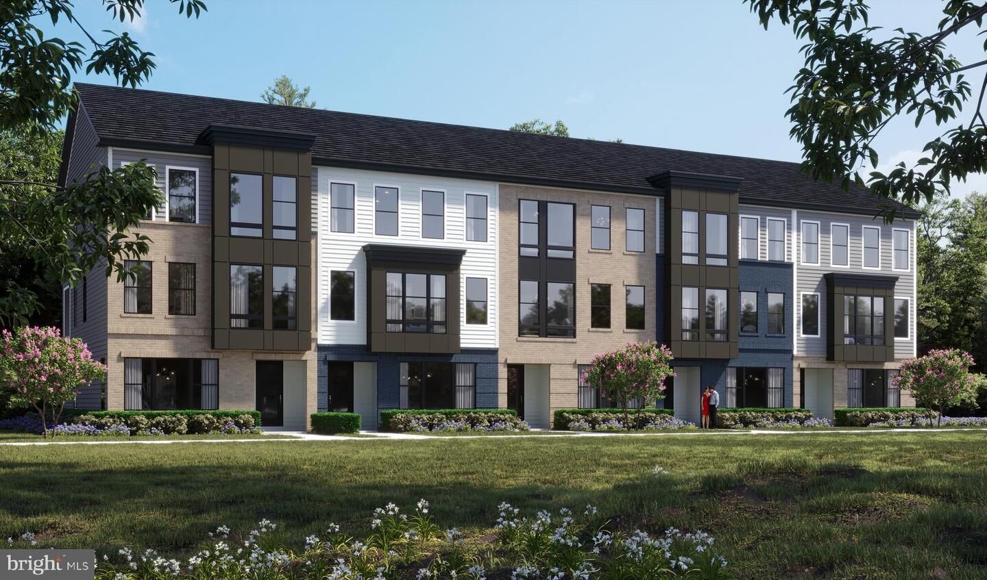 Property Photo:  123 Summit Point Boulevard 14J  MD 20716 