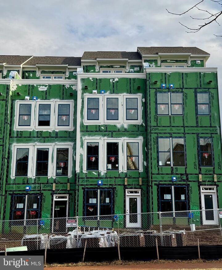 Property Photo:  633 Belmont Bay Drive  VA 22191 