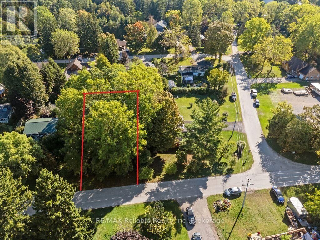 Property Photo:  12 Sarnia Street  ON N0M 1G0 