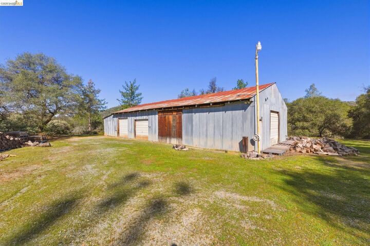 Property Photo:  17807 Harper Rd.  CA 95305 