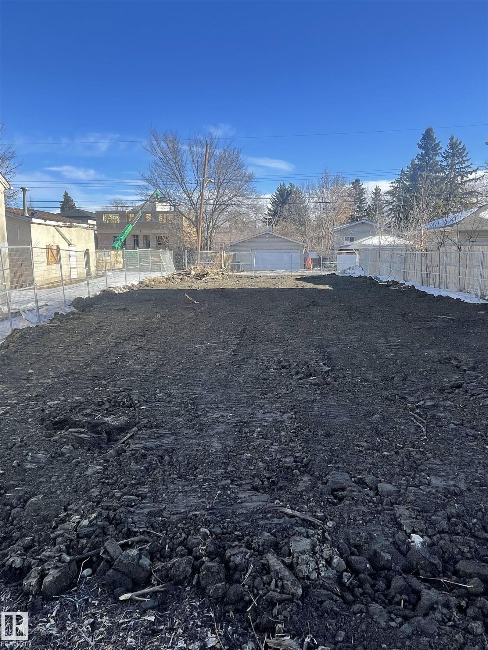 Property Photo:  12207 127 Street NW  AB T5L 0Z7 