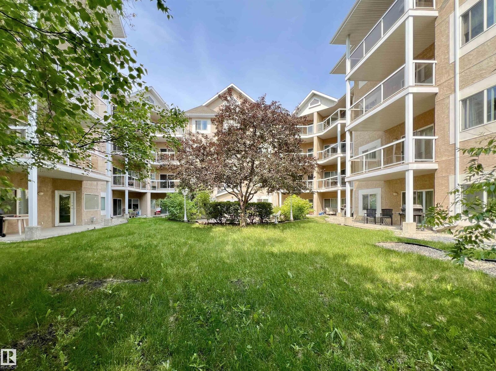 Property Photo:  10511 42 Avenue NW 110  AB T6J 7G8 