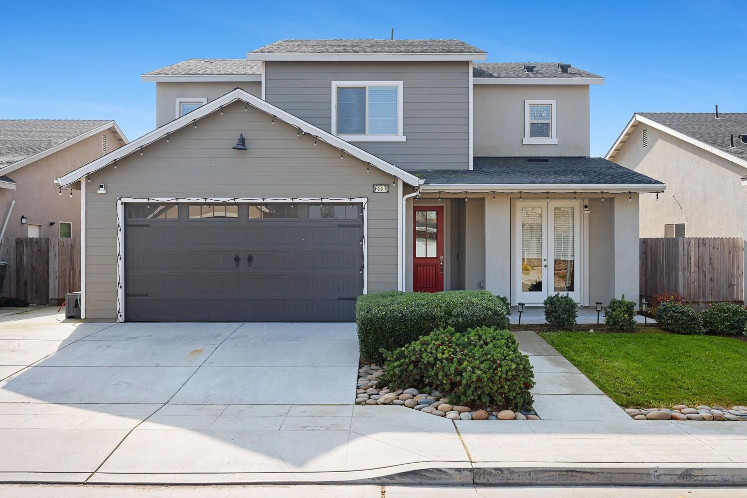 Property Photo:  6883 E Robinson Avenue  CA 93727 