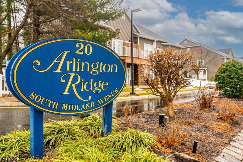Property Photo:  20 S Midland Ave 5  NJ 07032 