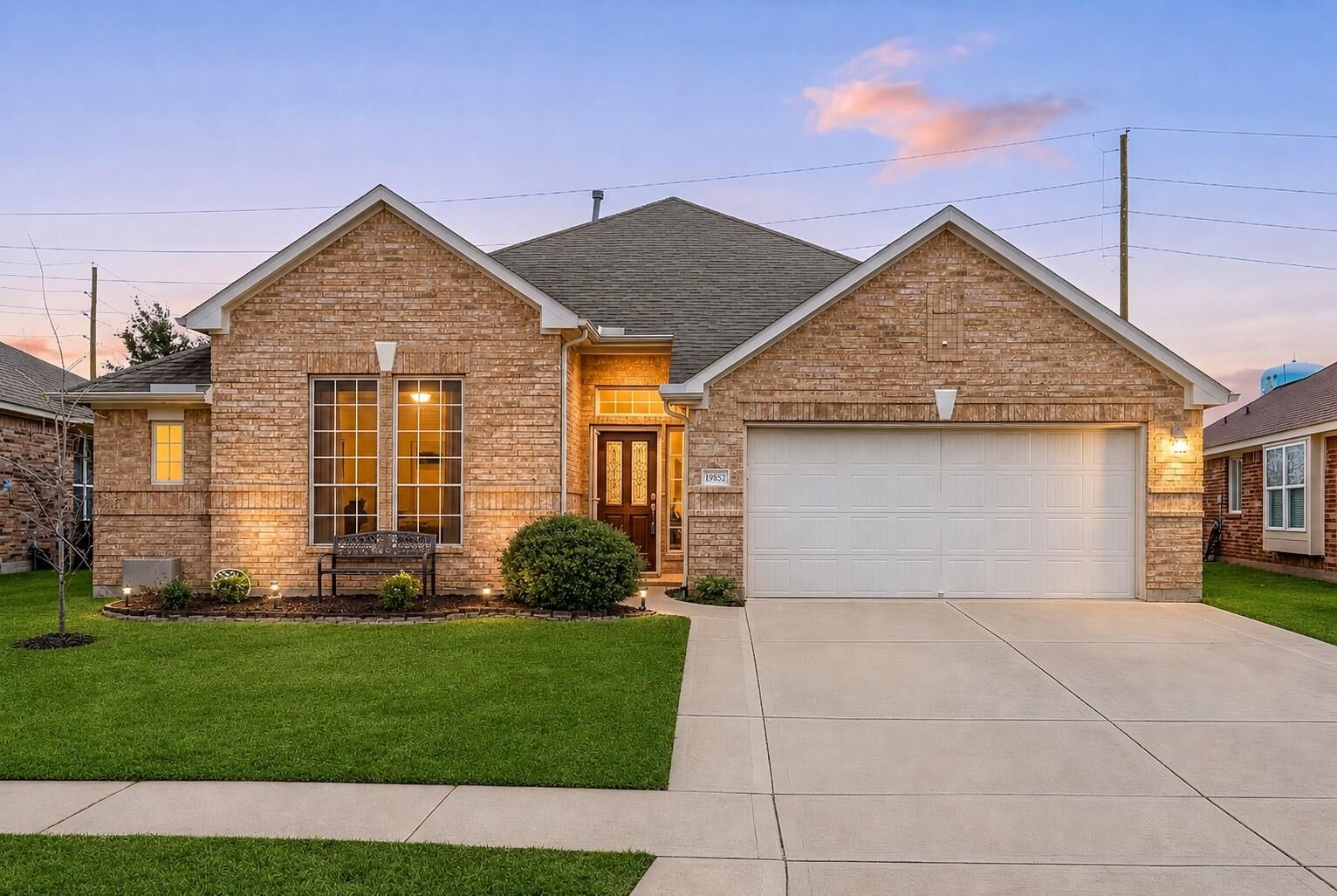 Property Photo: 10022 Cedar Creek Court TX 77423