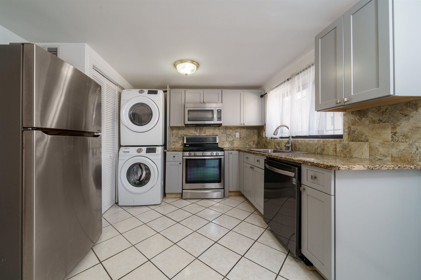 Property Photo:  433 Pacific Ave Garden  NJ 07304 