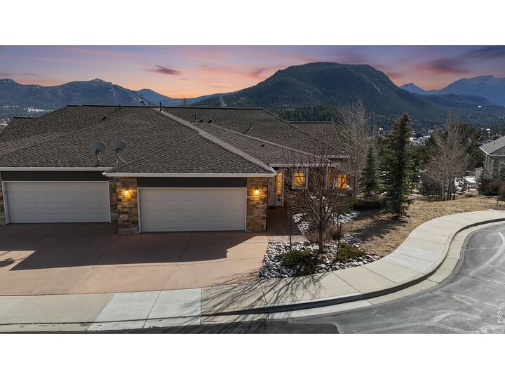 Property Photo: 318 Overlook Ct CO 80517