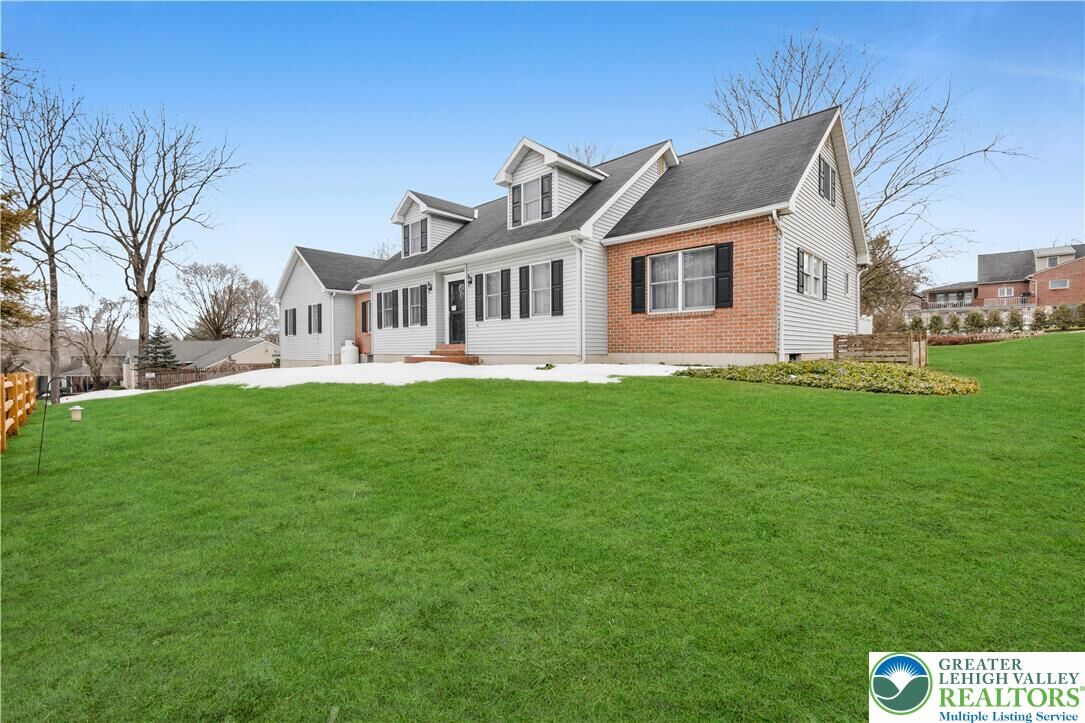 Property Photo: 466 E Chestnut Street PA 18064