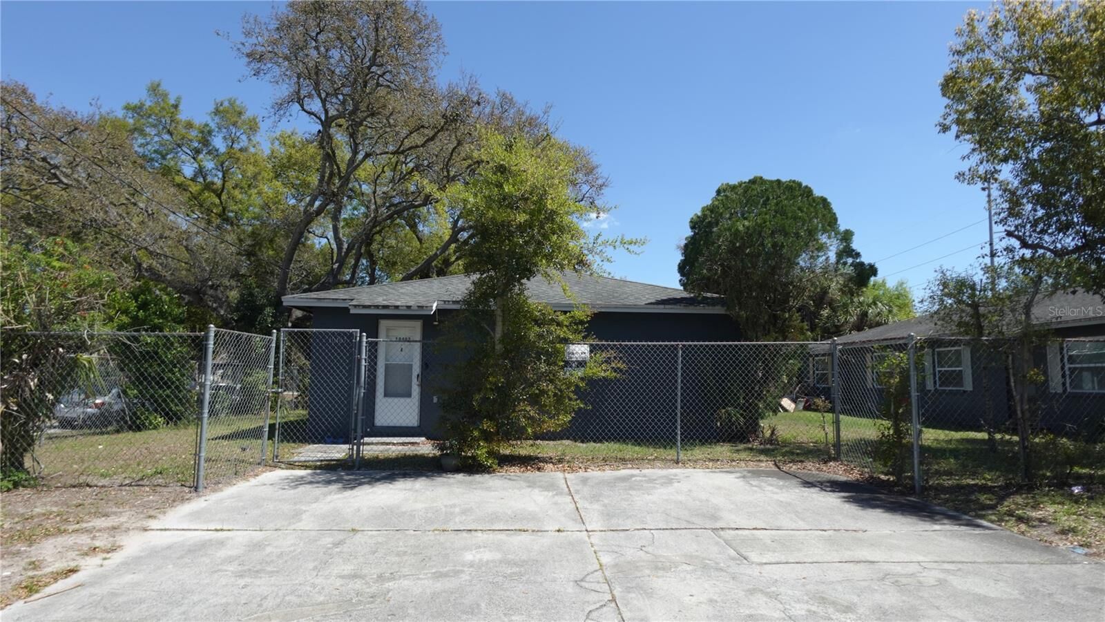 Property Photo:  10405 N Jasmine Avenue  FL 33612 