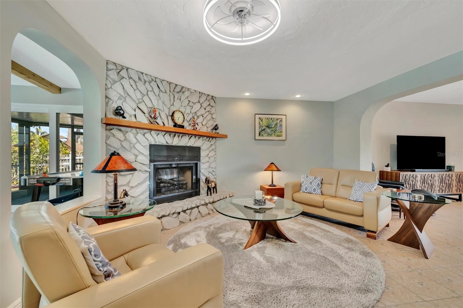 Property Photo:  5403 Palmetto Point Drive  FL 34221 