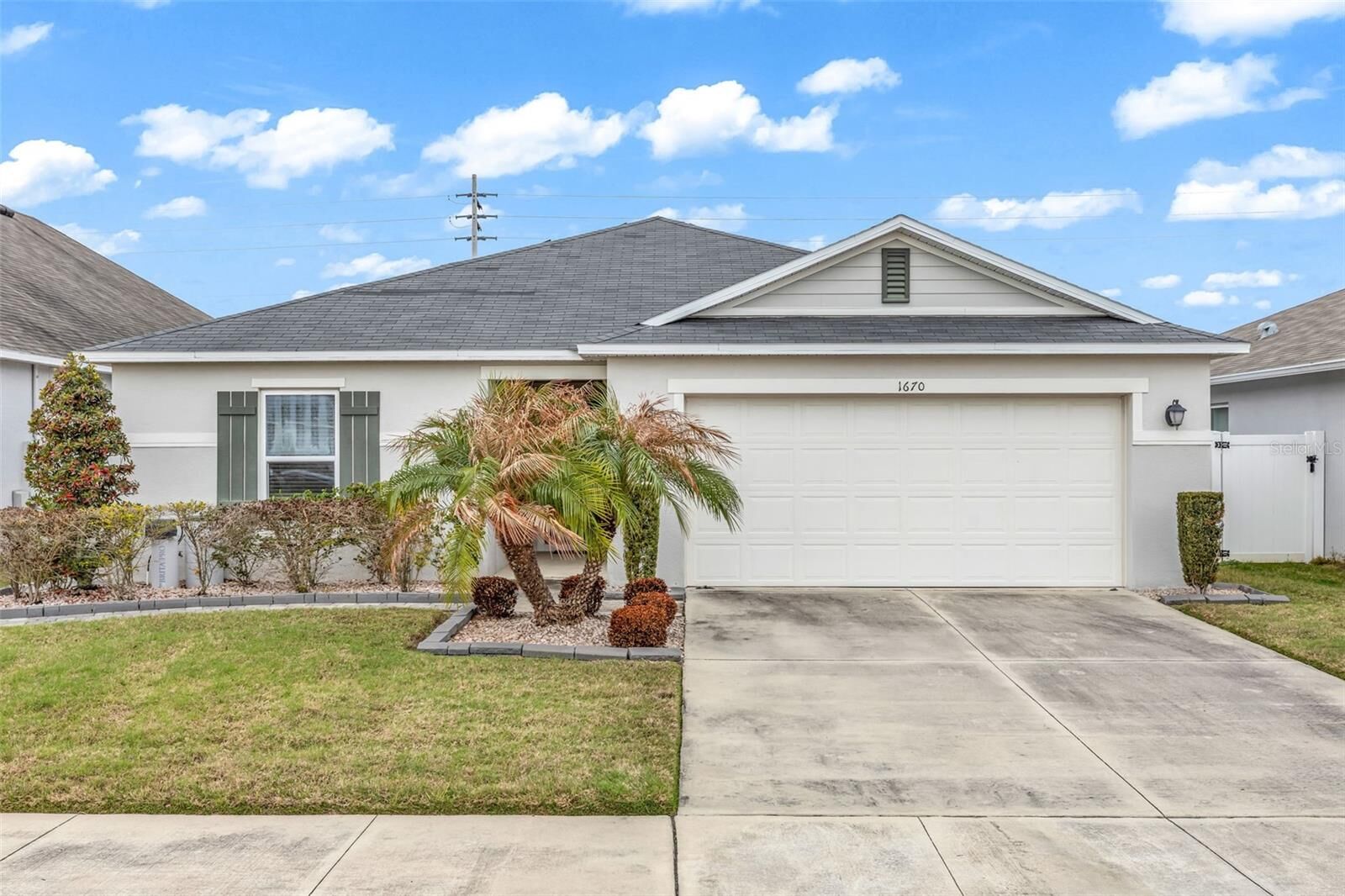 Property Photo:  1670 Scarbrough Abby Place  FL 34771 