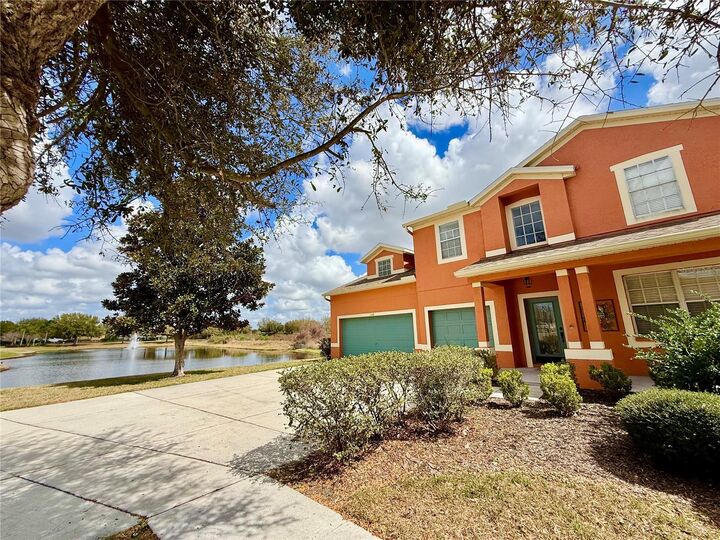 Property Photo:  11338 Laurel Brook Court  FL 33569 
