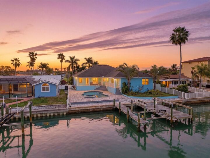 Property Photo:  11850 7th Street E  FL 33706 