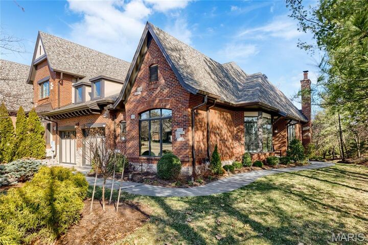 Property Photo:  596 Upper Conway Circle  MO 63017 