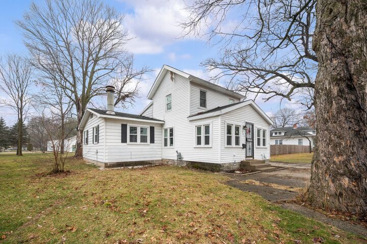 Property Photo:  460 Green Street  MI 49042 